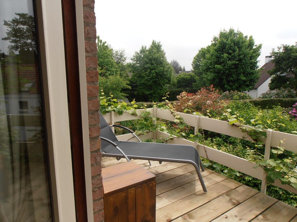 B&B Jossefin Tuinen Lanaken Luaran gambar